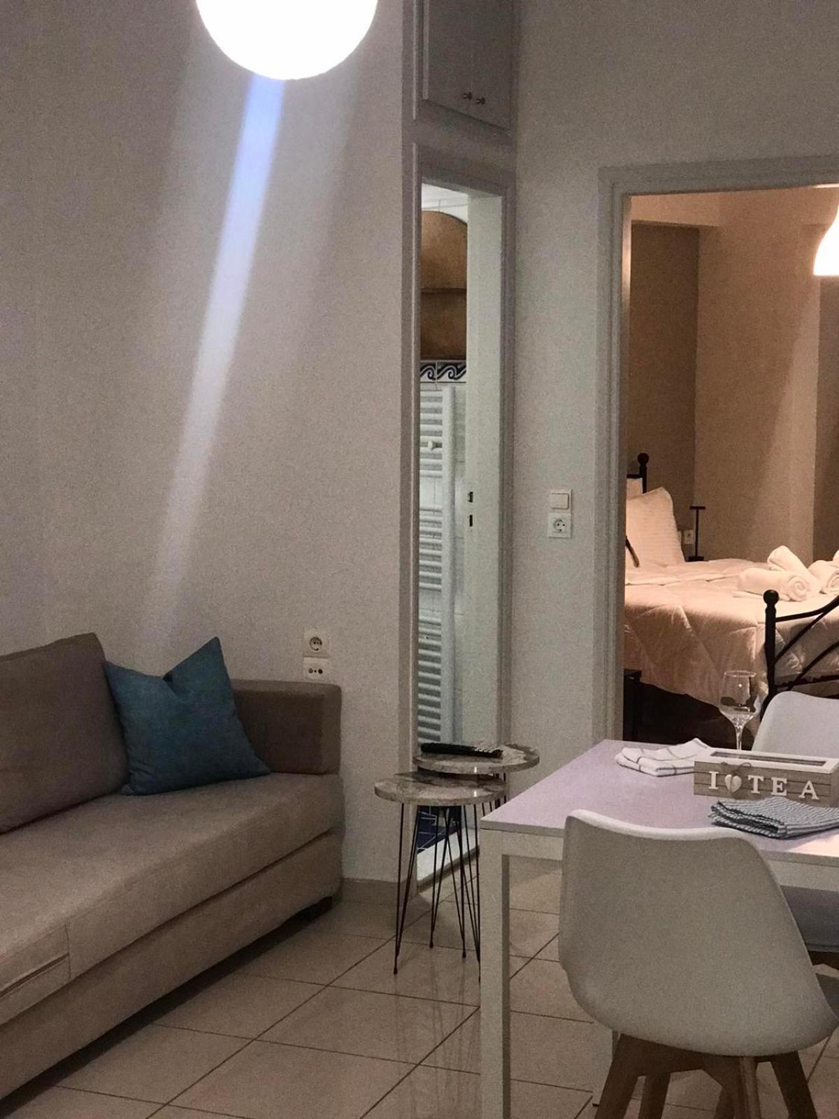 Cozy 4th Floor 2-spaced With Balcony * Iraklio
